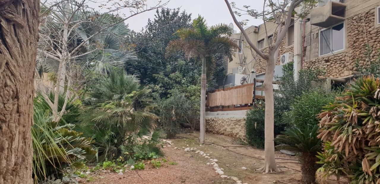 Naama Rooms For Rent Neve Zohar Exterior photo